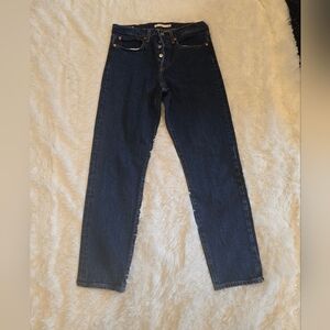 Levi's Wedgie Icon. Dark Wash. Size 30. Like New.